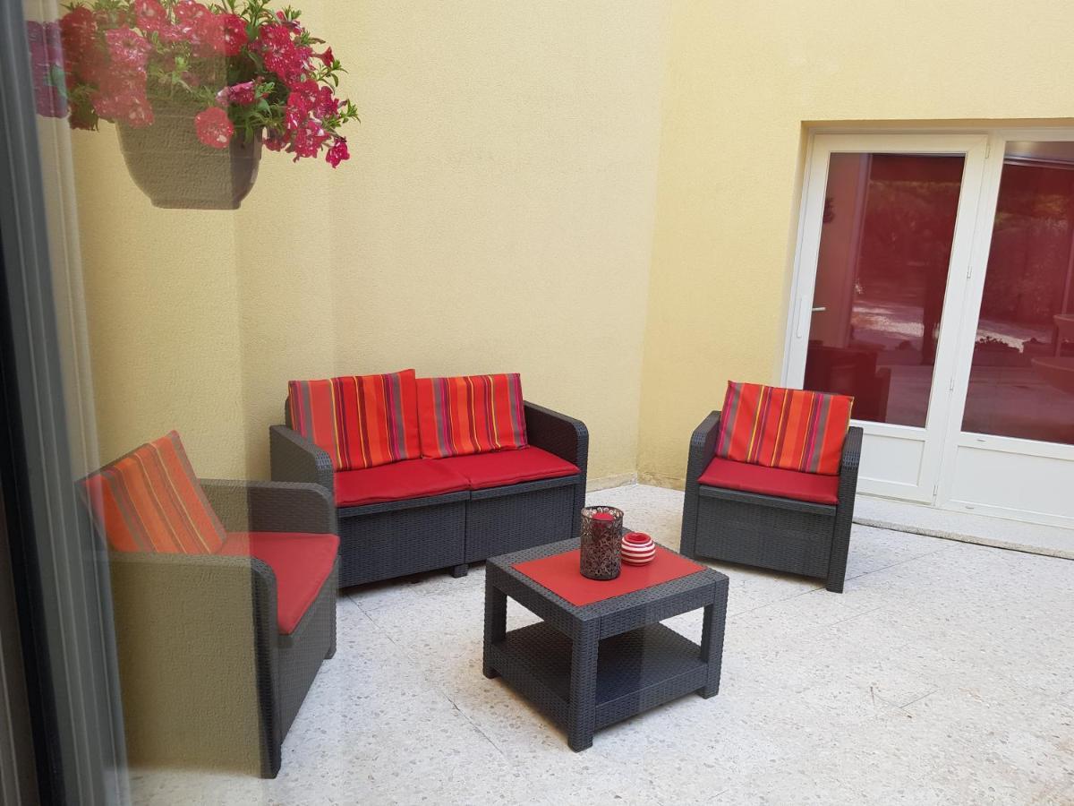Апартаменты Le Patio Саррьян Экстерьер фото